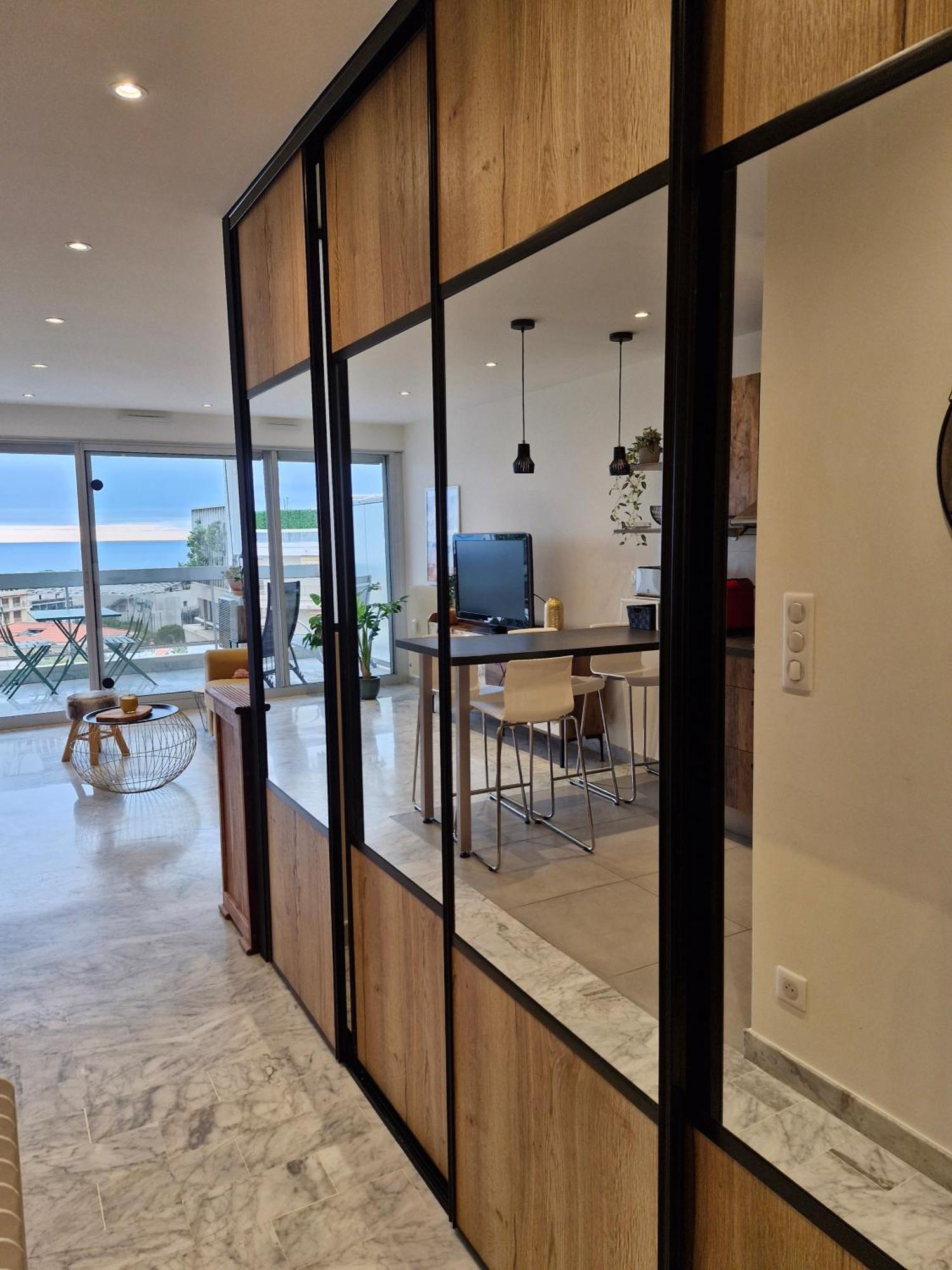 Sunny And Cosy Sea View Studio Антіб Екстер'єр фото